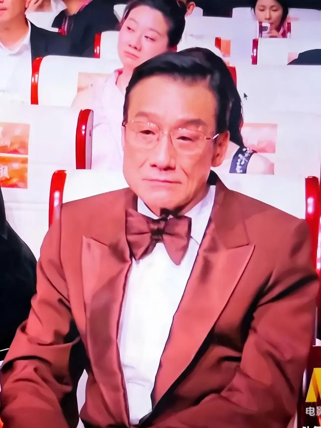 为何梁家辉心事重重？了解完背后的故事瞬间就明白了 