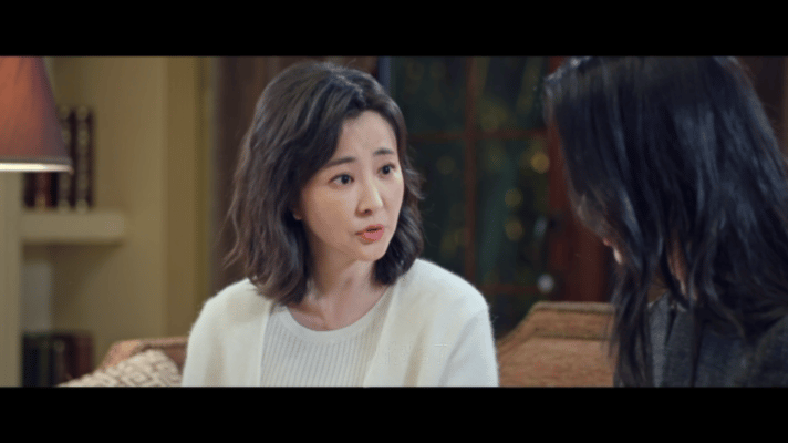 骄阳似我老小三气得冒鬼火 钱芳萍母女，简直就是“贪得无厌”的代名词，为了满足自己