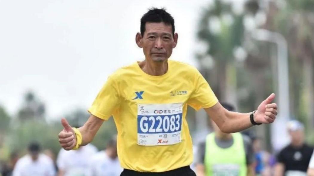 2016年，53岁的安徽男子被确诊为肺癌晚期，医生说手术根本没有任何作用，最多能