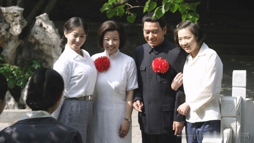 周总理养女孙维世的婚姻，孙维世去世后妹妹孙新世与姐夫金山结婚

她的感情经历与当