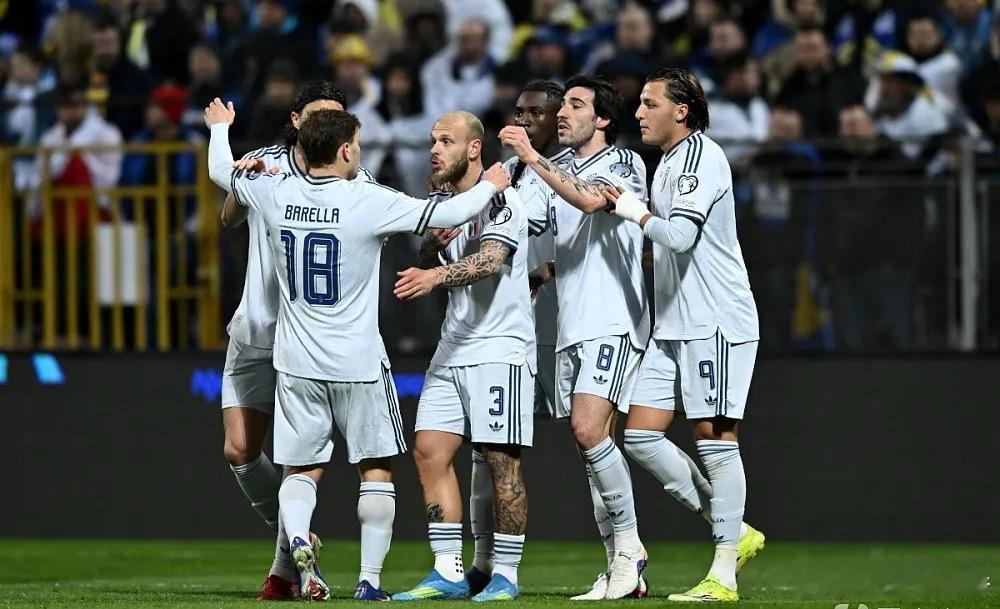 4月24日讯 据ESPN的消息，近日有美方官员提议，希望由意大利替代伊朗参加本届