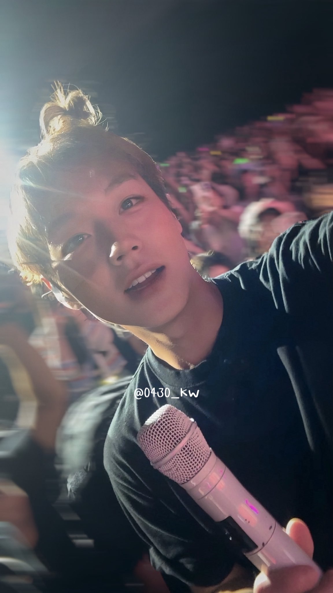 朴志训 💕 朴志训盛世美颜 260711 曼谷FANCON真的太漂亮了…🥺女