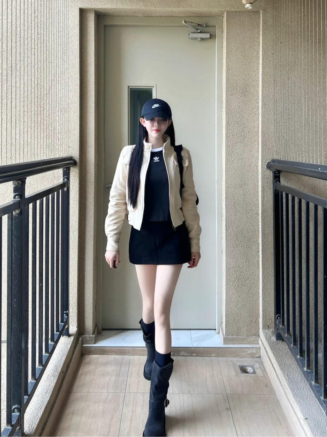 我发现秋天的短外套配短裙更显高！显瘦！