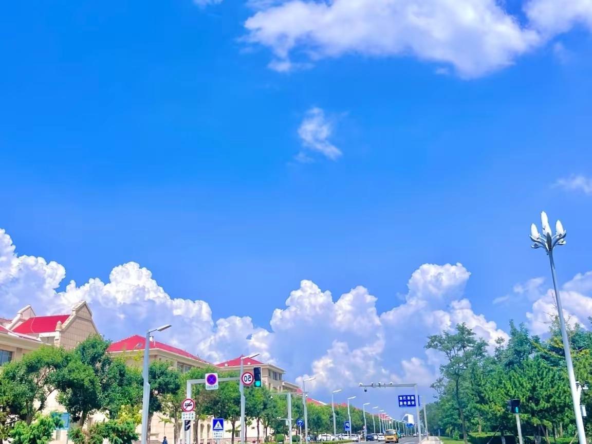 风景优美空气清新 城市风景美景一角