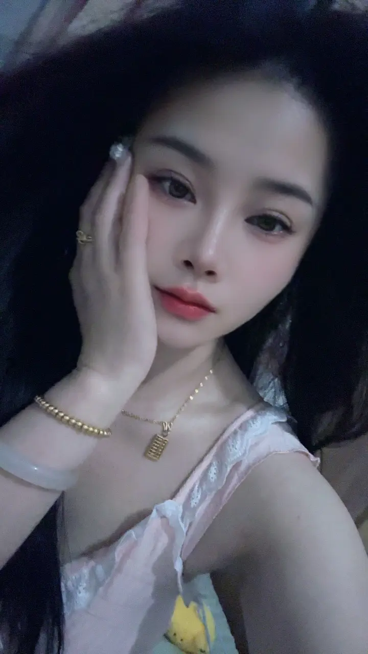 人生真的太多的无奈，总是自己在骗自己