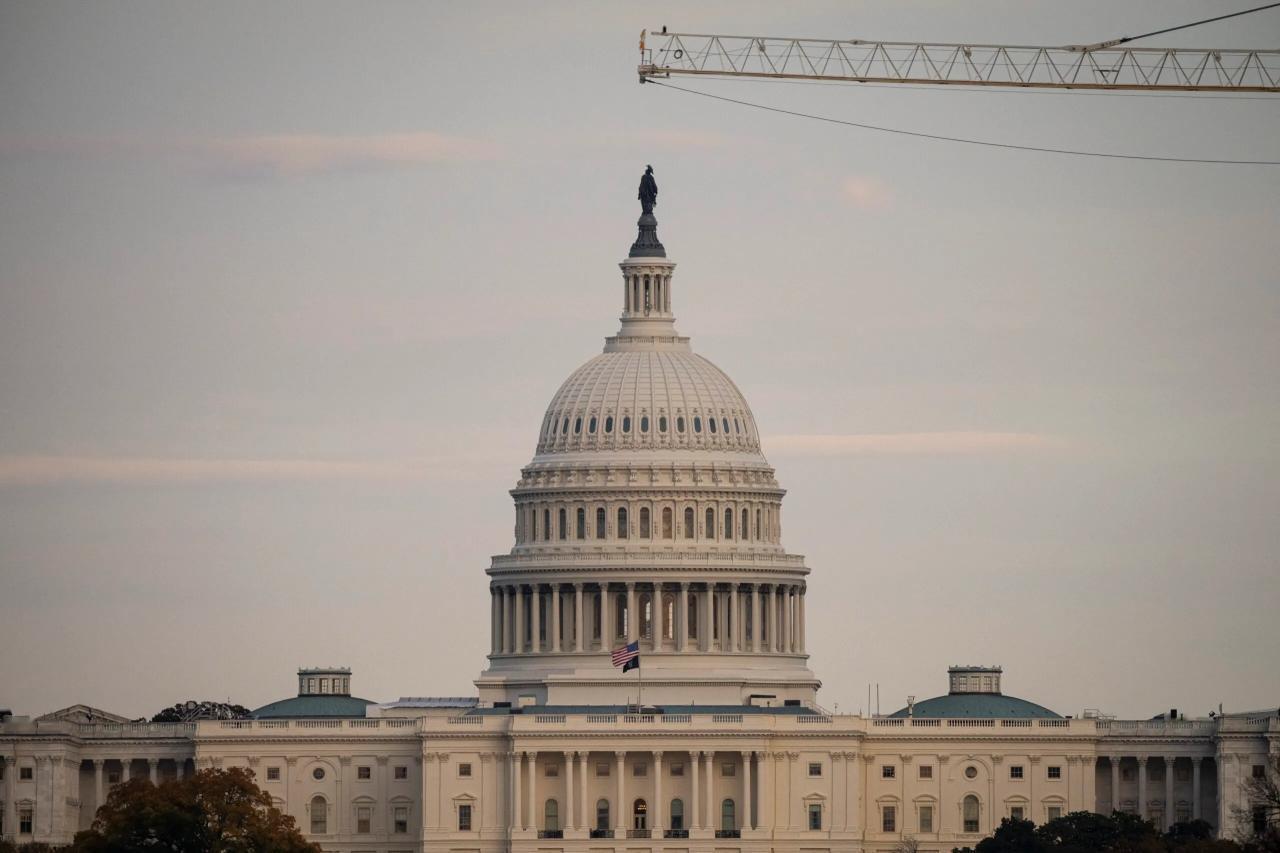 美国国会参议院连续第13次未能通过为联邦政府工作提供额外资金的提案。联邦政府被迫