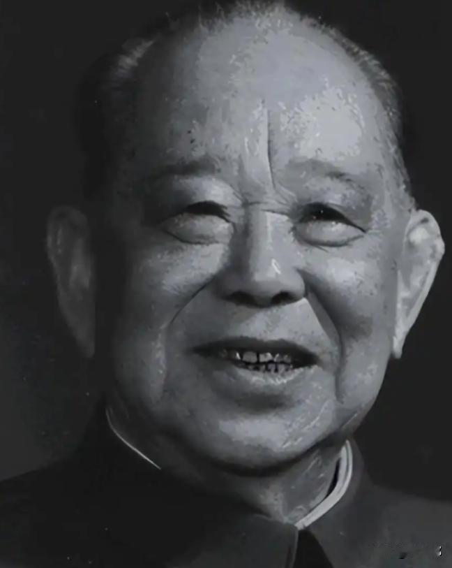 1949年，开国中将廖汉生得知牺牲10年的发妻肖艮艮还活着，千里重逢后妻子一句“