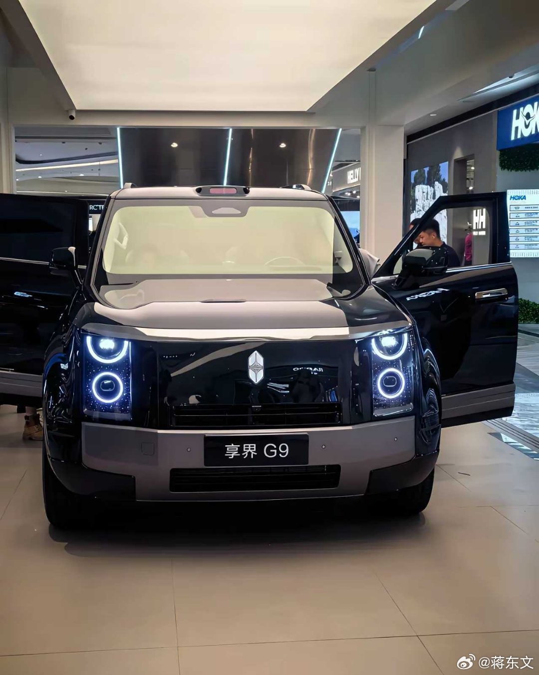 网友：集百家之所长，难怪那么多人想买这车，看着确实霸气！ 