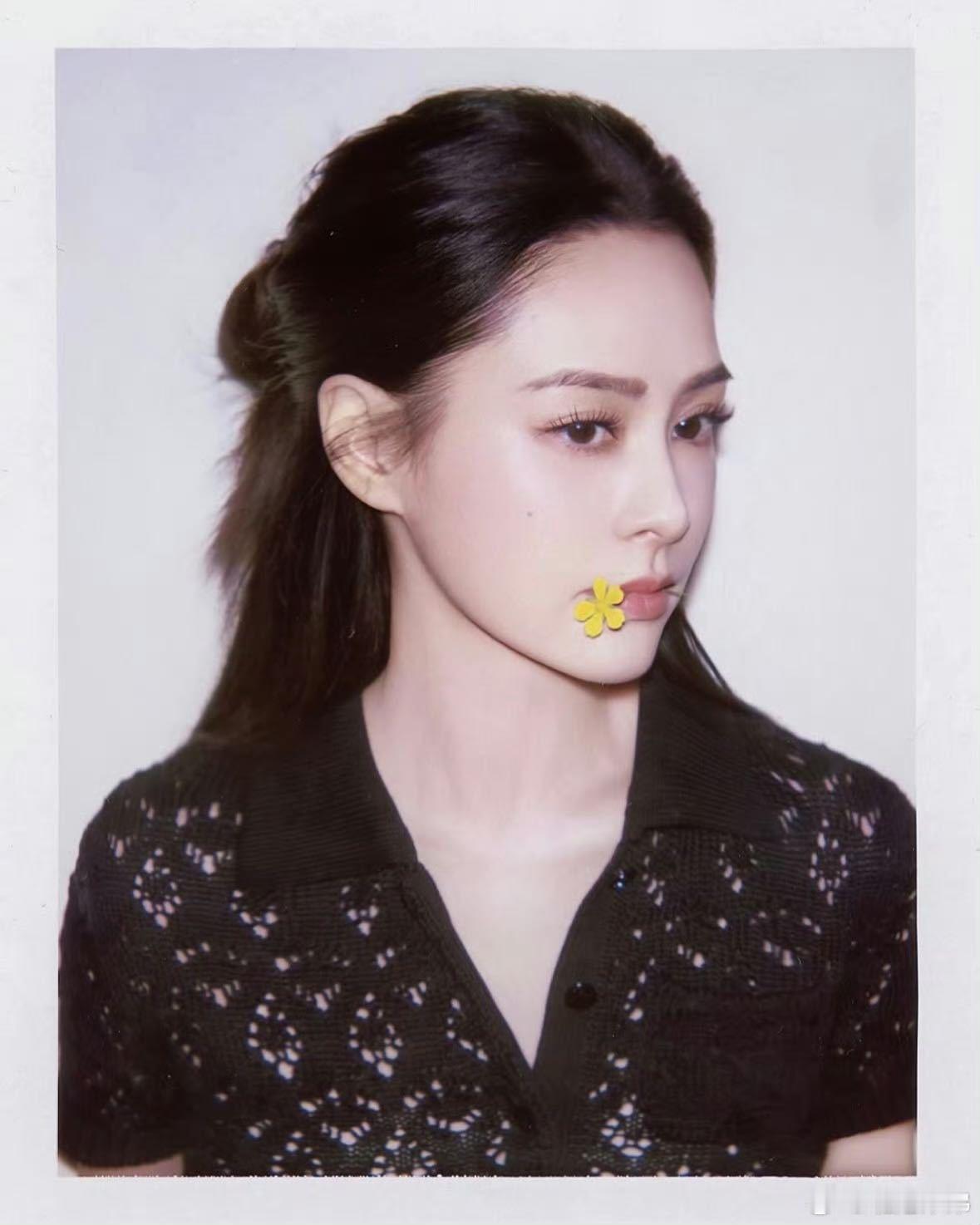 45岁阿娇的撕拉片终于等到女娲毕设拍撕拉片了如此伟大的脸！ 