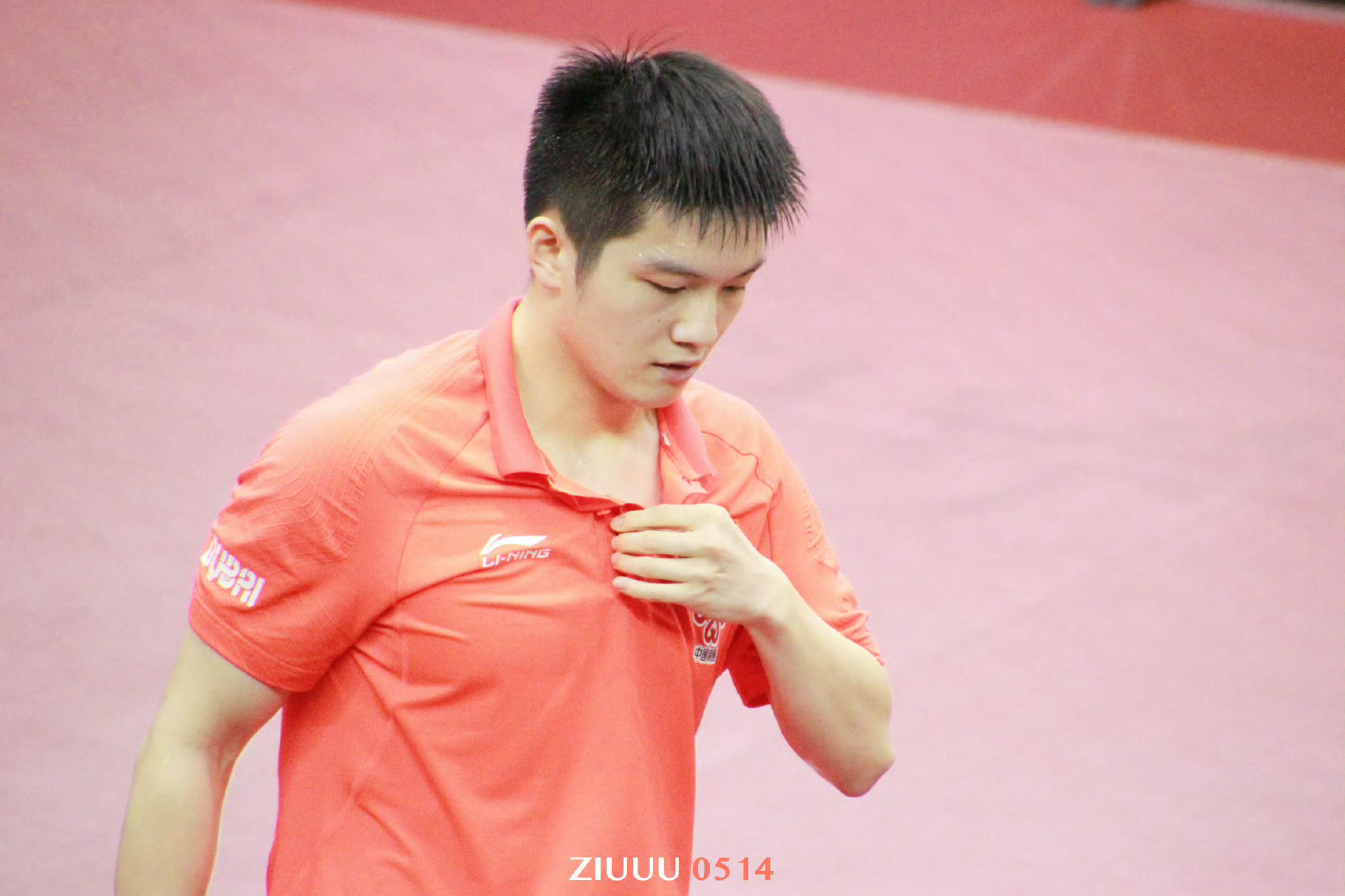 穿polo确实别有一番风味