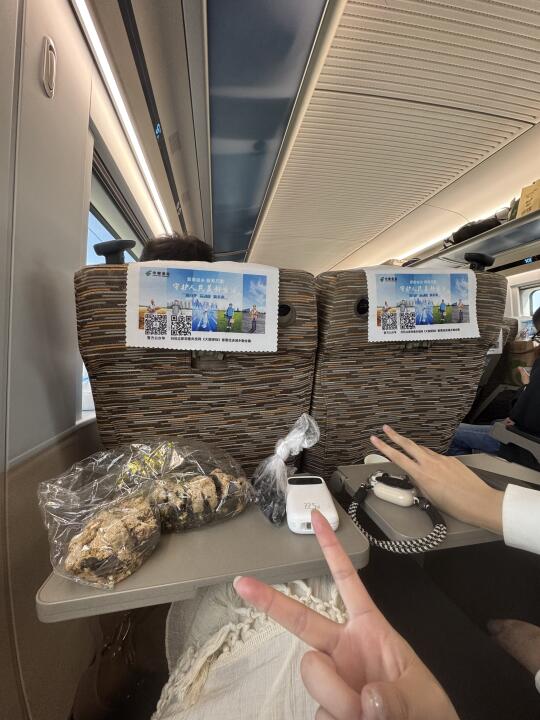 听劝！！马上到西安🚄求本地人推荐～～