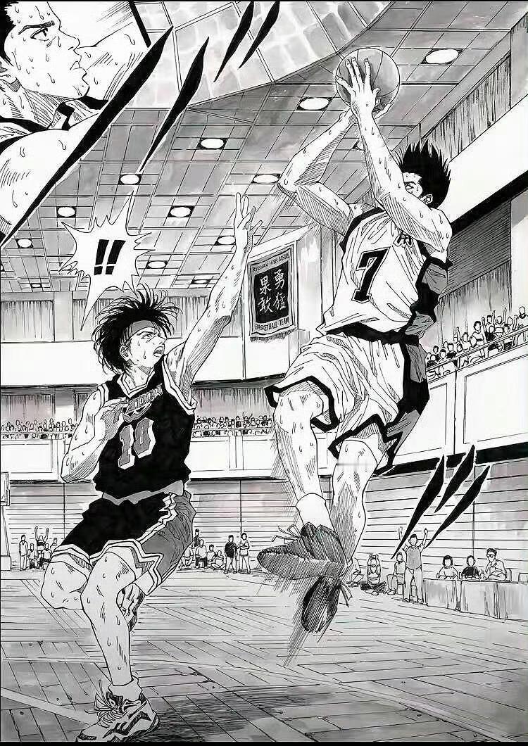 骑士詹姆斯nba 谁说漫画是假的[doge]詹姆斯绝杀猛龙完美复刻灌篮高手名场面
