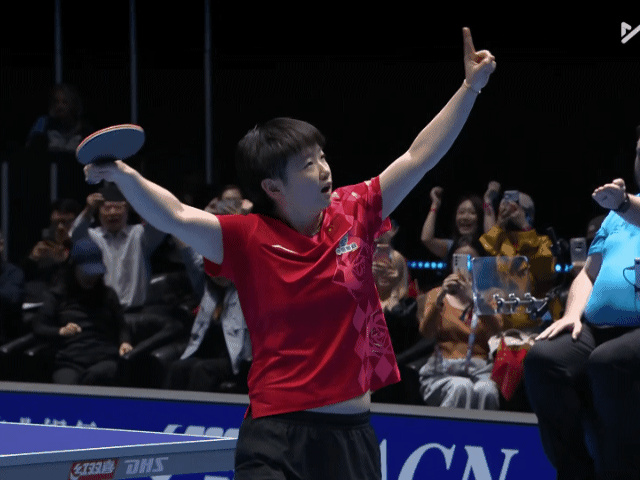 孙颖莎vs张本美和中国女团vs日本 孙颖莎3比0战胜张本美和，帮助中国队扳平比赛