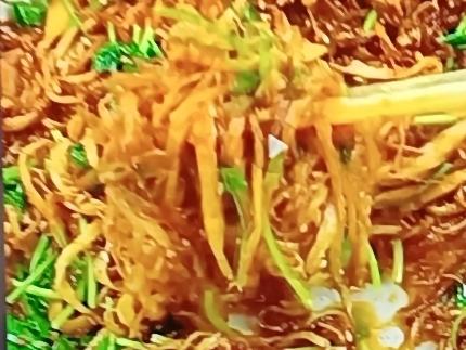 真没想到杏鲍菇这样做这么好吃！我尝试了香煎杏鲍菇，做法简单还超美味。先把杏鲍菇切