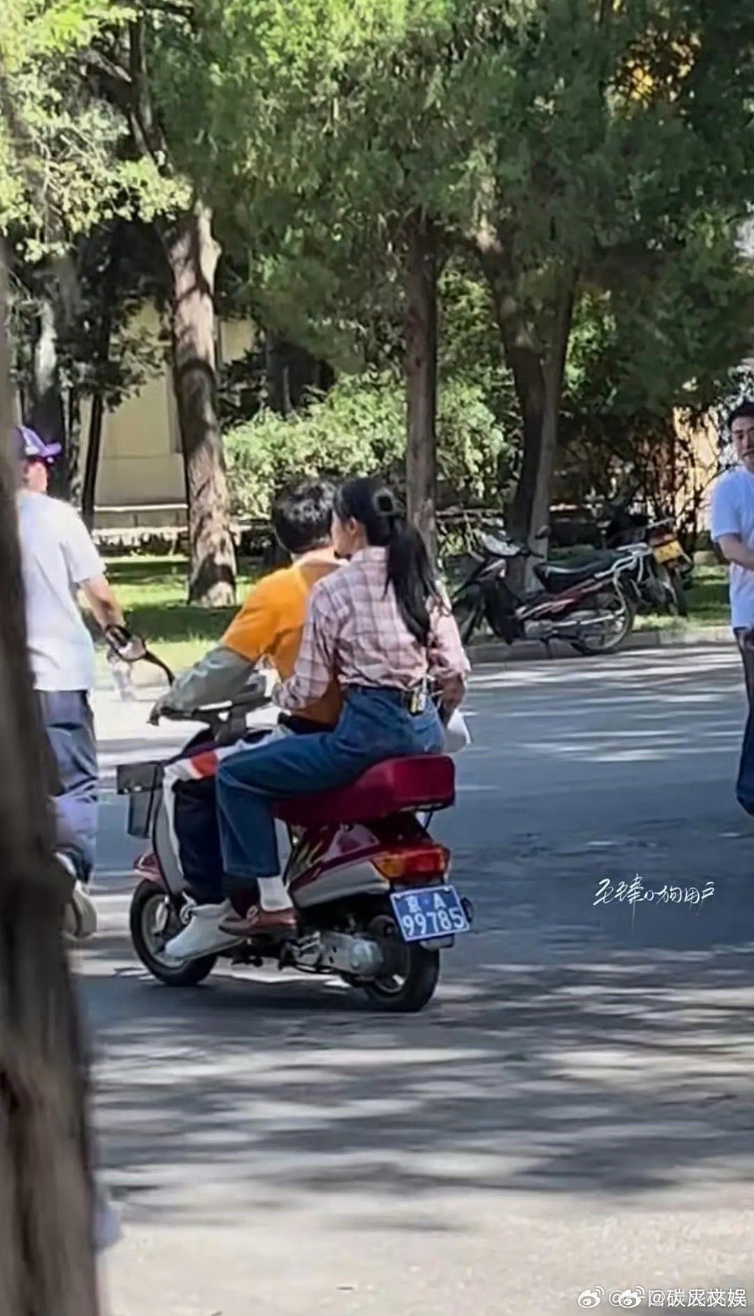 黄轩刘浩存美顺与长生路透黄轩刘浩存美顺与长生同框路透黄轩刘浩存美顺与长生同框路透