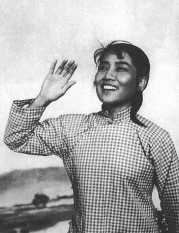 张瑞芳因主演了《李双双》，于1963年获第二届《大众电影》百花奖最佳女主角奖。