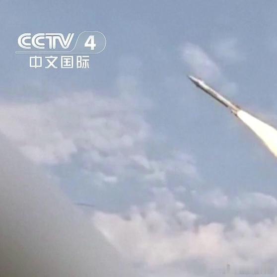 《【🔥百度热搜】【中国新闻】伊朗打击中东多国境内美军目标》【中国新闻】伊朗打击