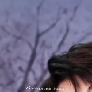 早安心语 “清晨的宁静，是宇宙赠予的空白画布。深呼吸，用从容为它涂上第一抹色彩。