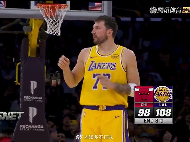 提示一下，去年公牛曾经完成12秒9分的壮举，也是对阵湖人，今天这还早着公牛vs湖