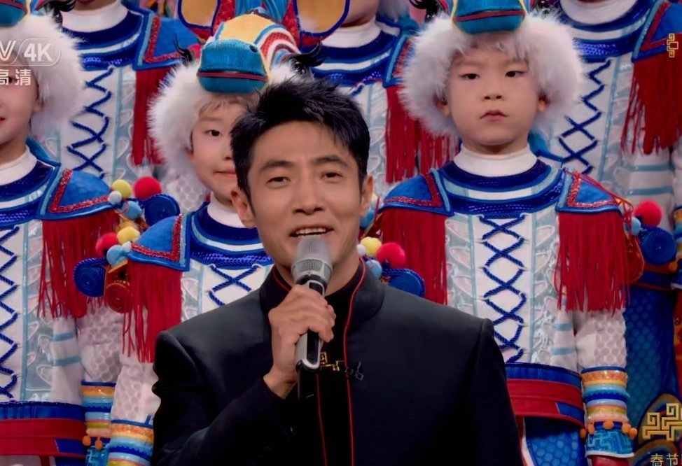 今年撒贝宁的眉毛依旧蜡笔小新春晚春晚段子大考