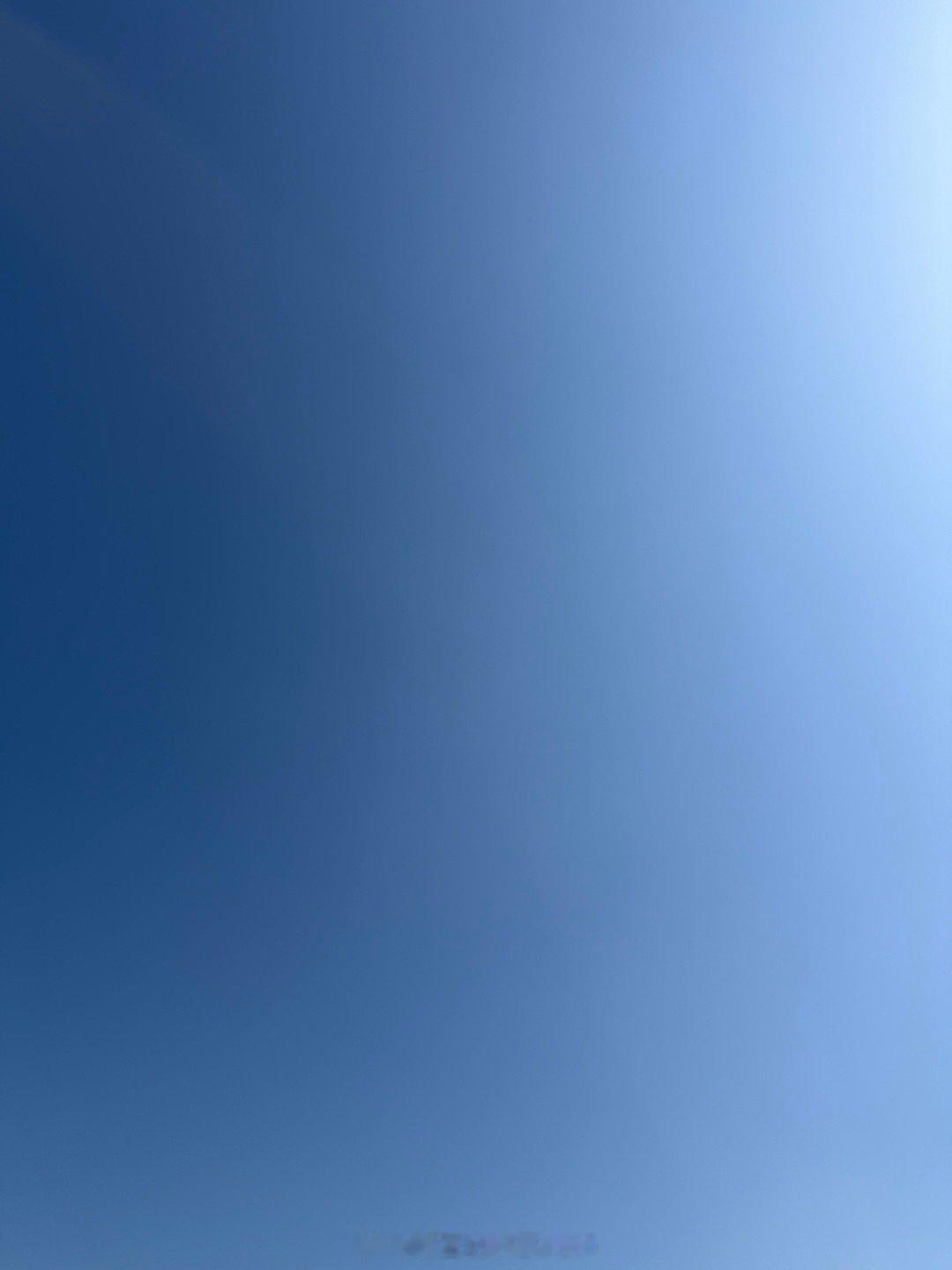 秋高气爽的北京九月最后一天也是放假前最后一个工作日能让我放着九号不骑反而有兴趣开