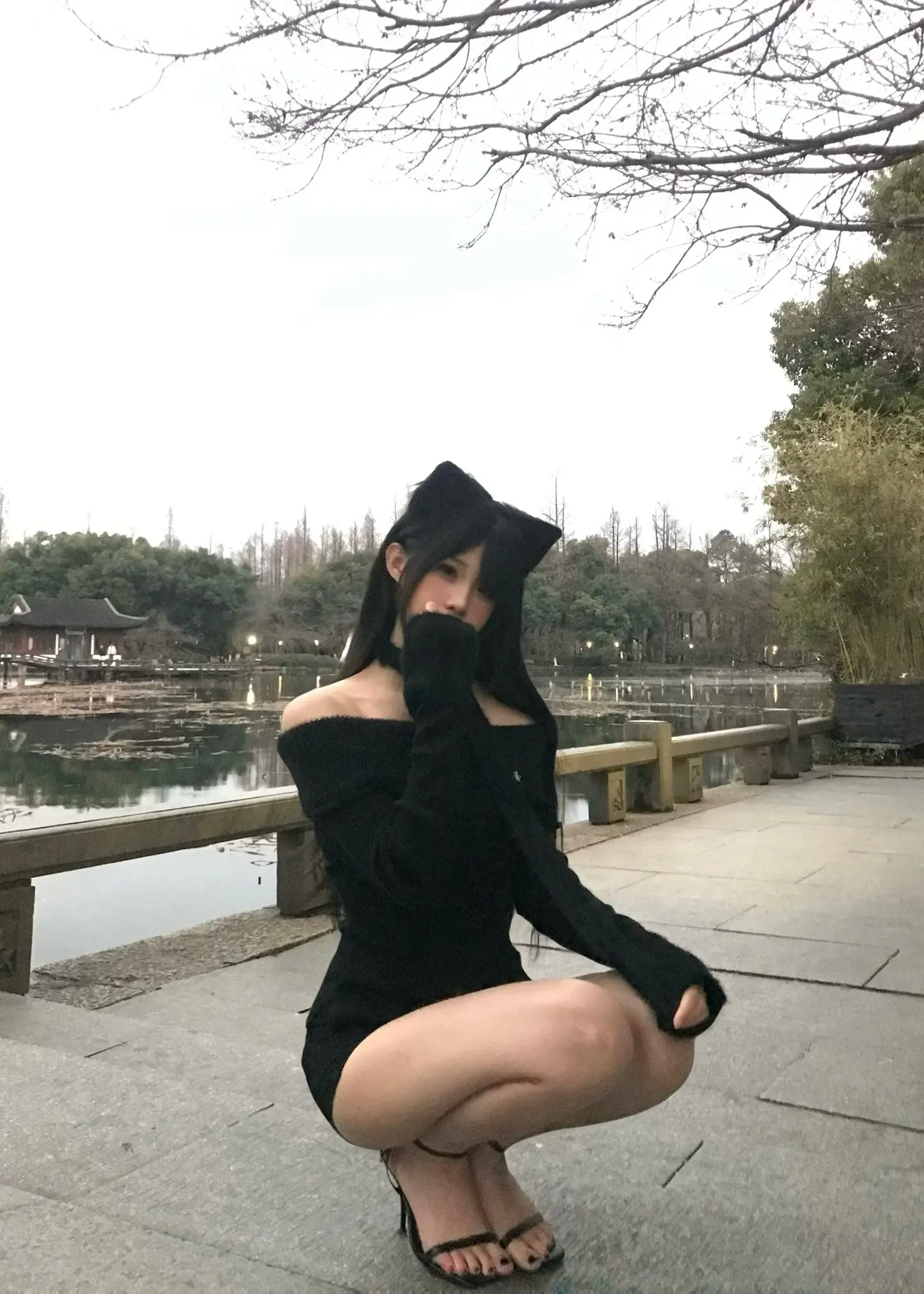 一起掉进黑洞也愿意