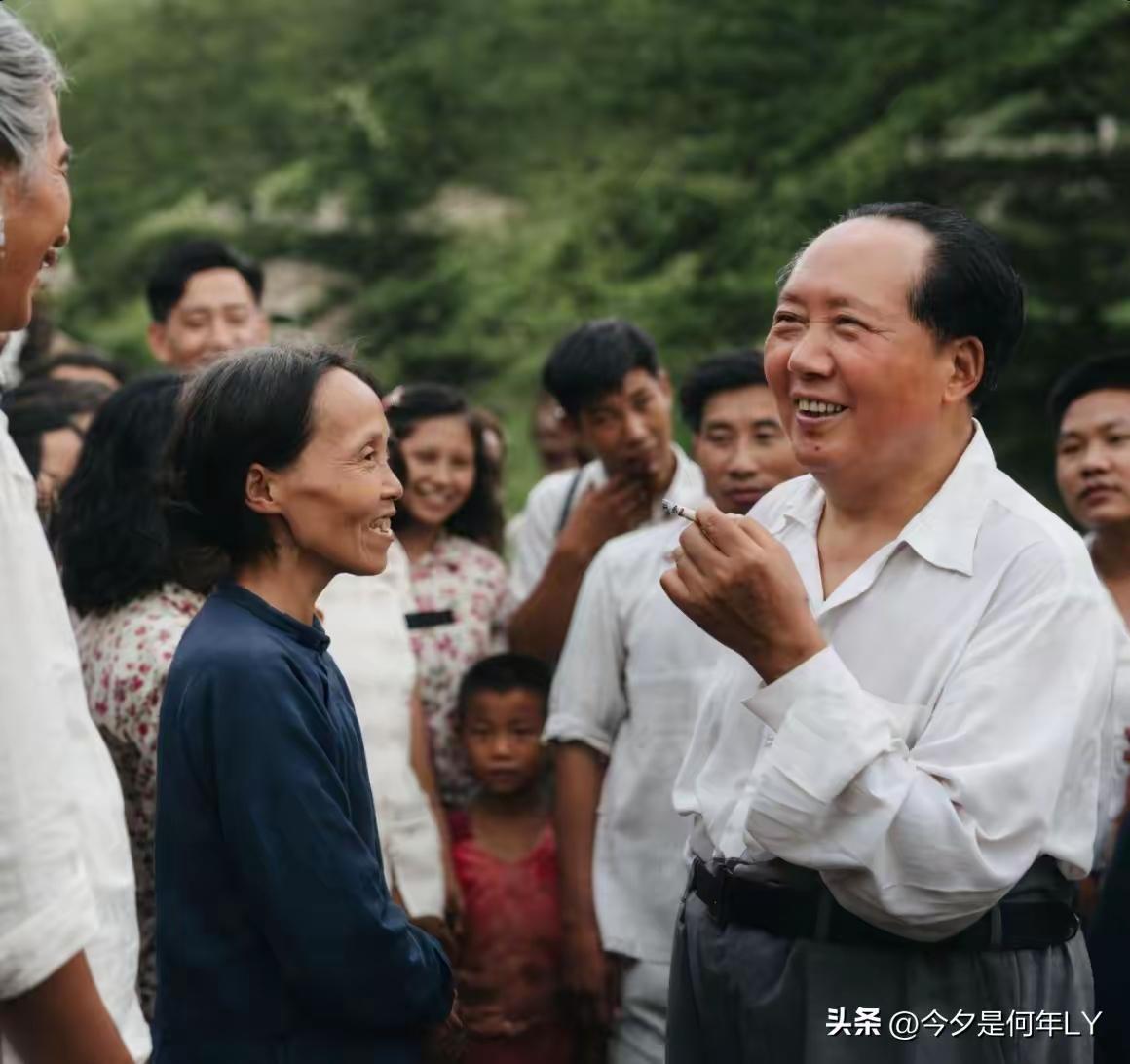 身居高位手握重权，他一辈子两袖清风，如今再看依旧令人动容
 
谁能想到，一位身居