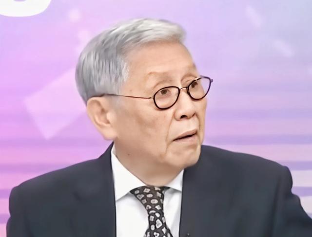 台退役中将帅化民：九三阅兵，我们这些退将不会去了。在我眼里帅化民什么都好，平常的