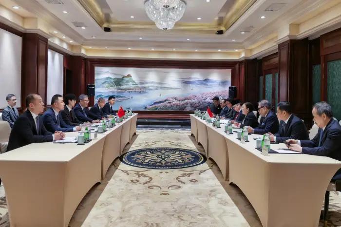 成了，中国和印尼谈成了。王毅上海定调中印尼关系：加强战略对接，共建命运共同体，联