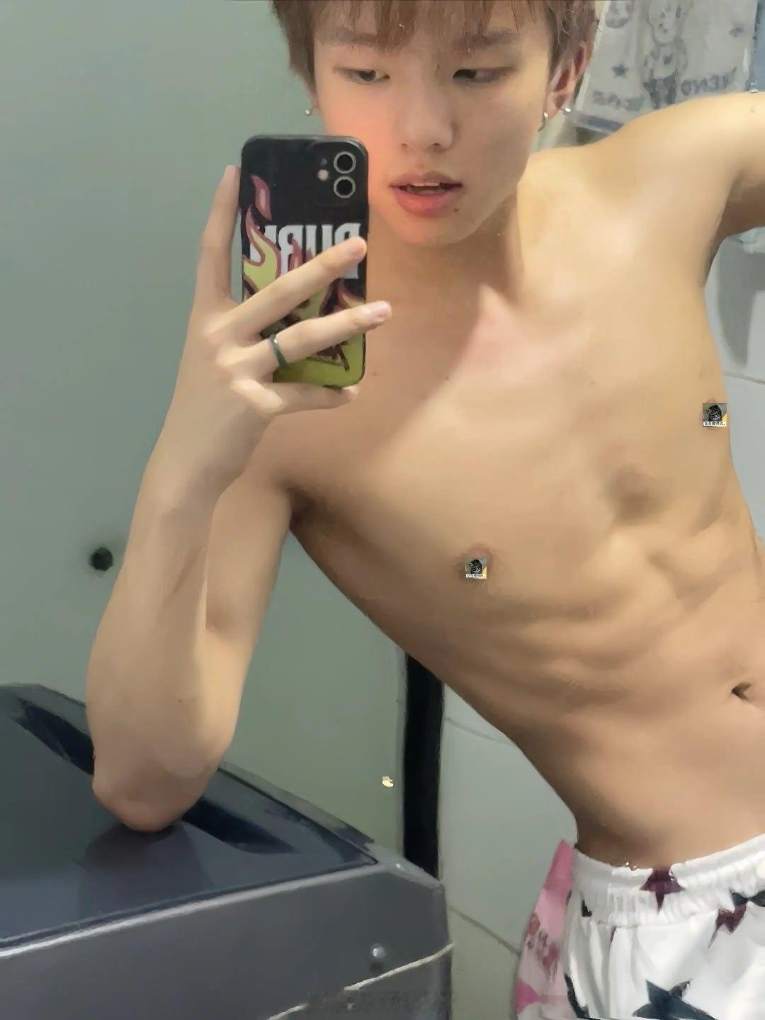 奶帅奶帅的20岁男大 🎵bolinly 