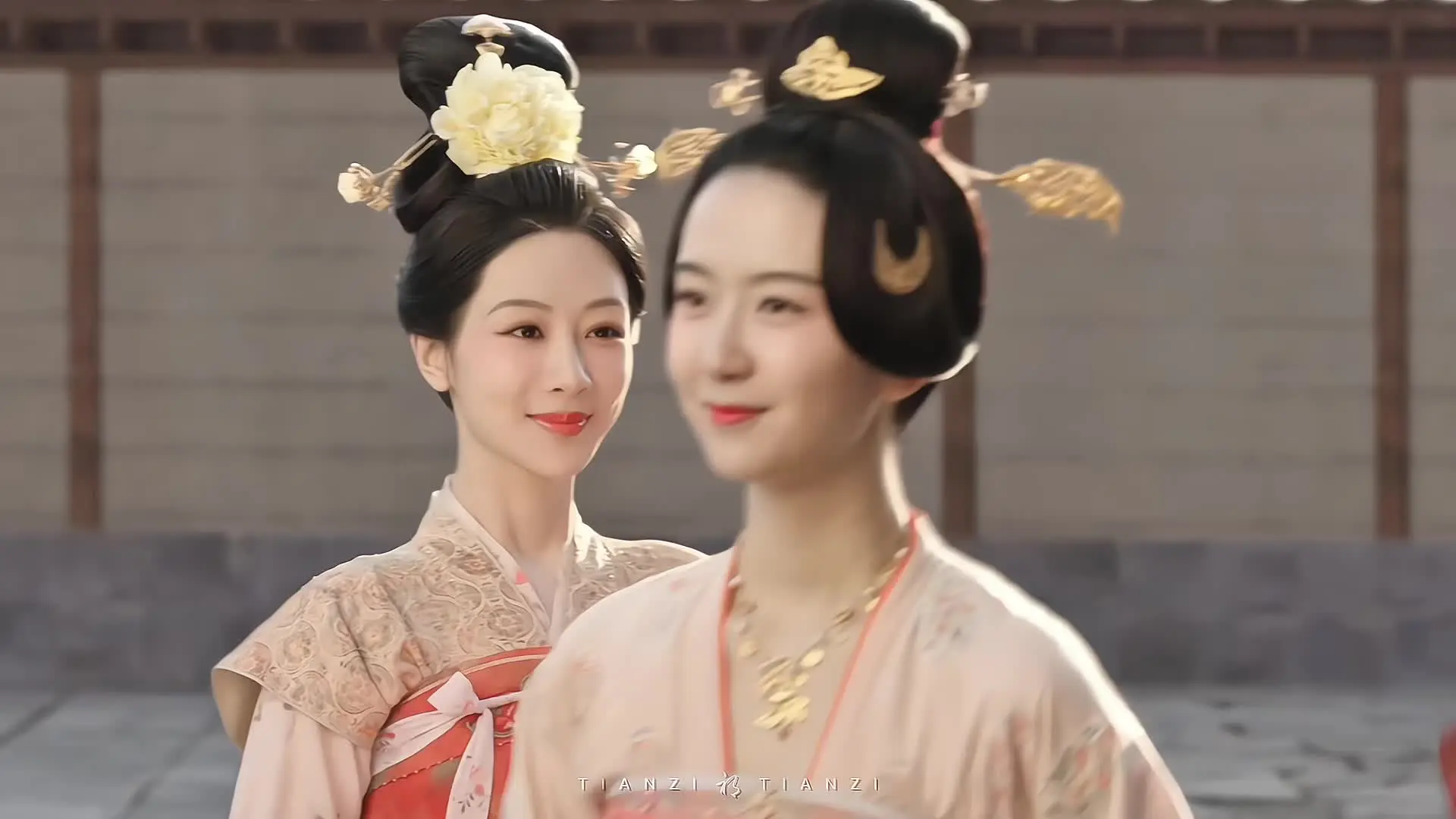 这一段绝了 何惟芳只通过面部表情 眼神就把底层人物的无奈表现的清清楚楚😭