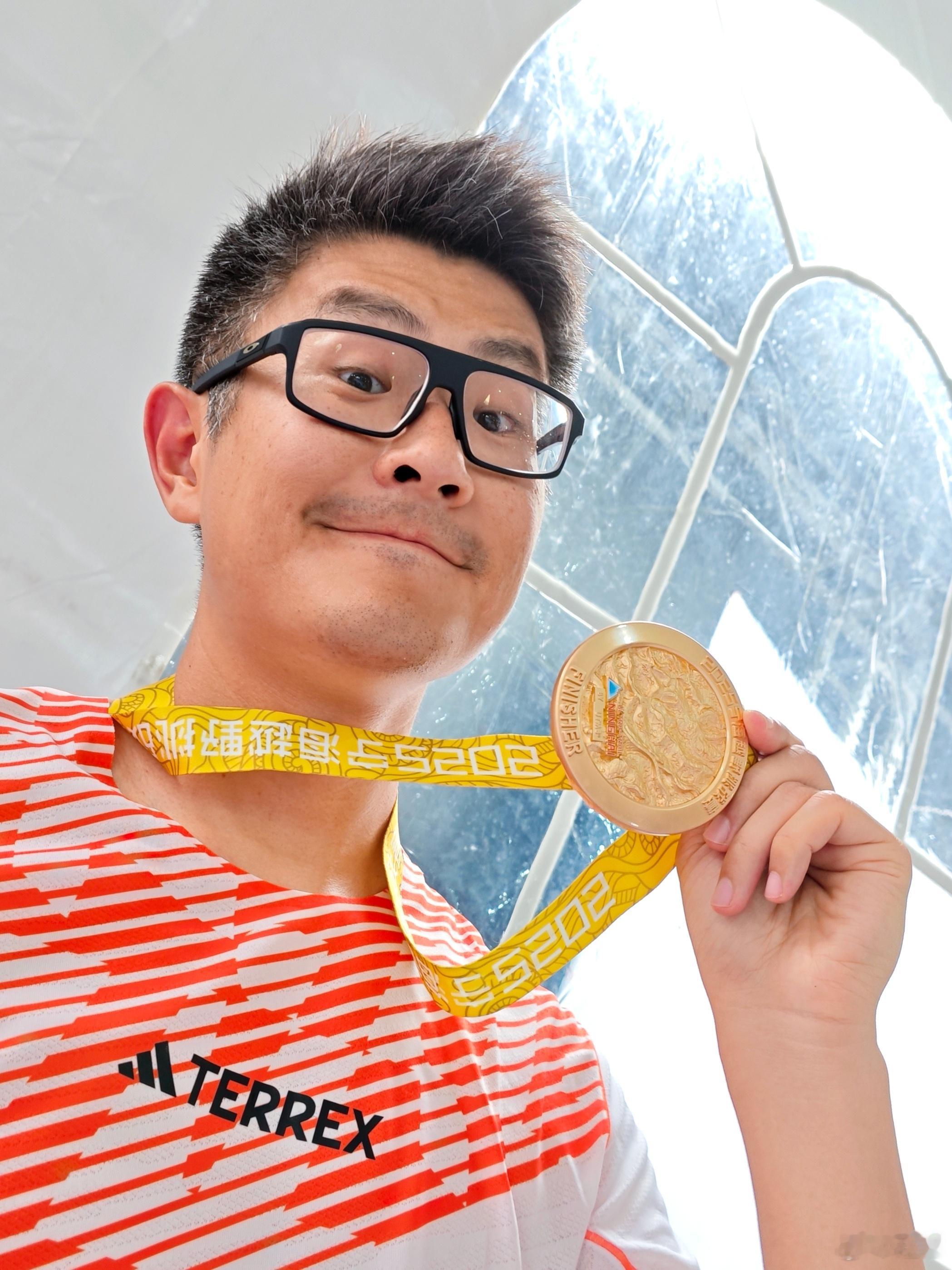 宁海越野挑战赛 25km⛰️🏃🏻‍♂️2:55无痛完赛。今天跑完山，明天就上