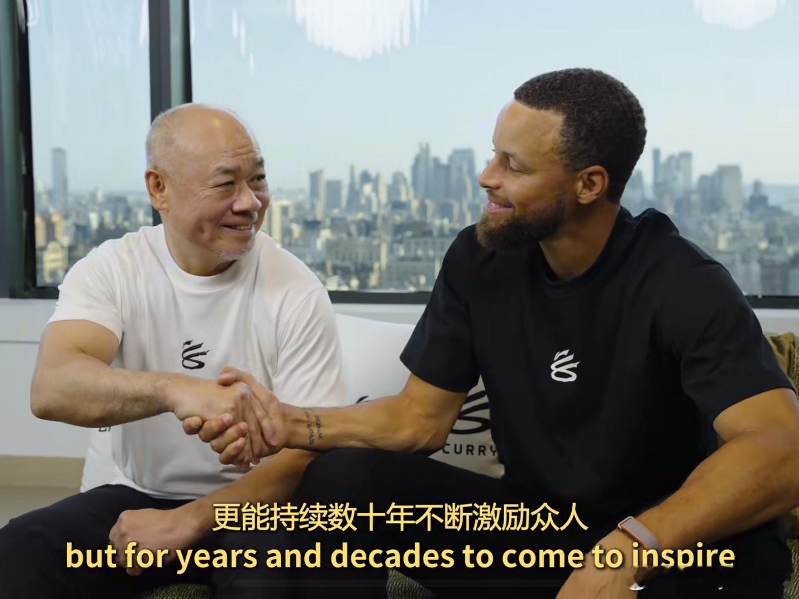 李宁库里传奇对谈中国品牌李宁携手库里强强联合，绝非普通代言，是两大运动员品牌深度