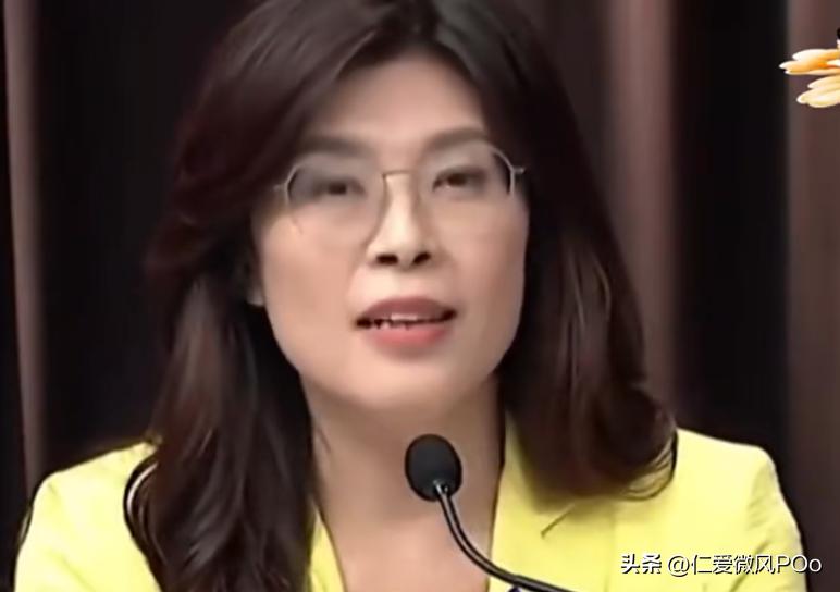 马英九对郑丽文的支持力度有多大76岁马英九为她落泪+赠8字墨宝！对郑丽文的支持，