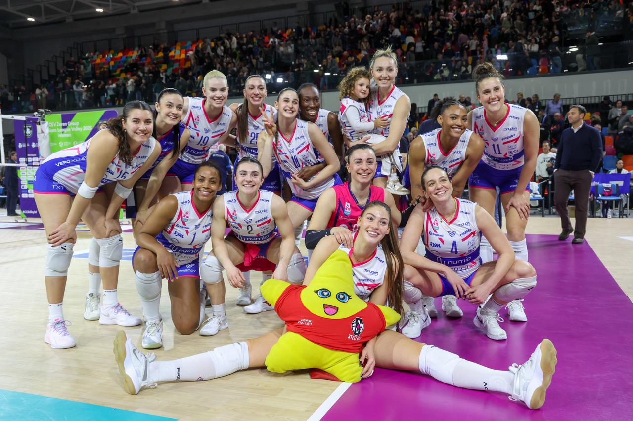 斯坎迪奇主场遭零封，米兰半决赛占先机

2025-2026女排意甲季后赛半决赛(