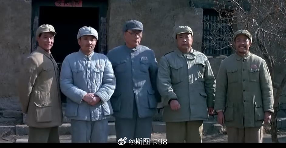 今晚又把淮海战役、辽沈战役看了一遍 