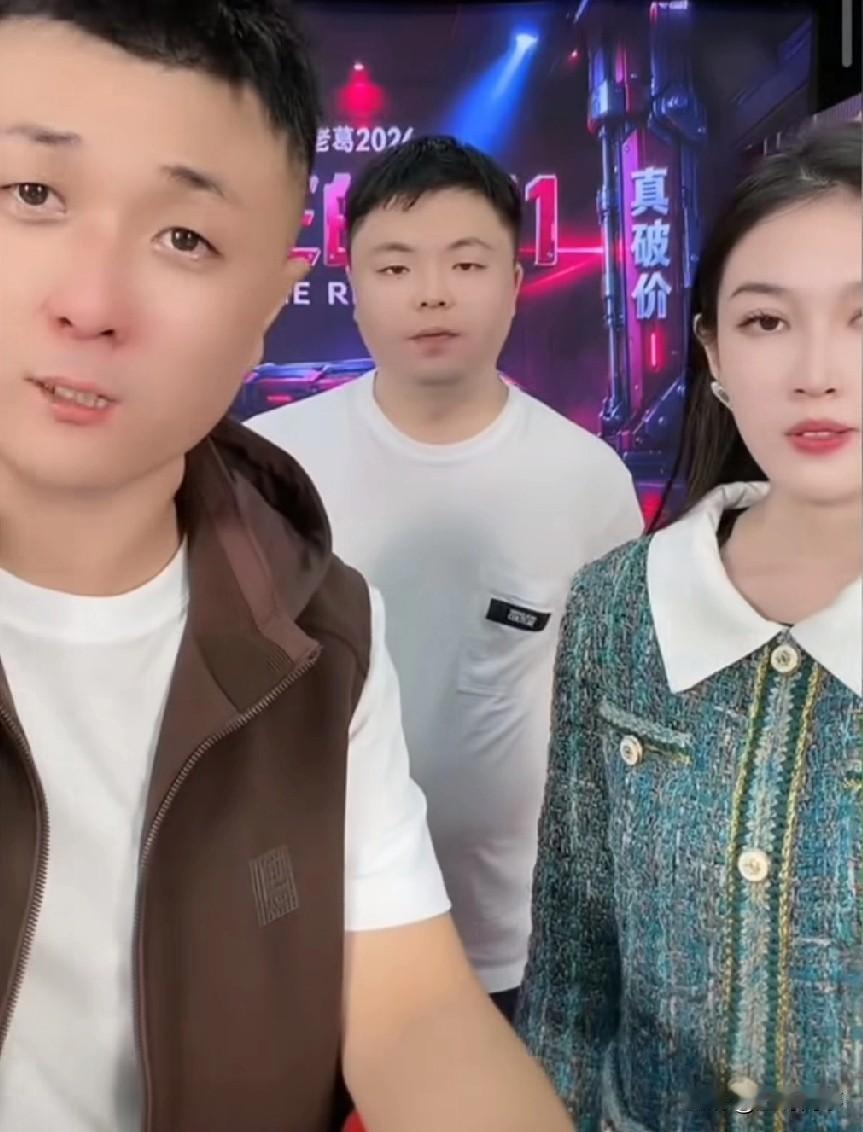 太原老葛袒露心声直言事业重于一切！拥有九千多万粉丝的老葛坦言，这是自己拿命拼了十