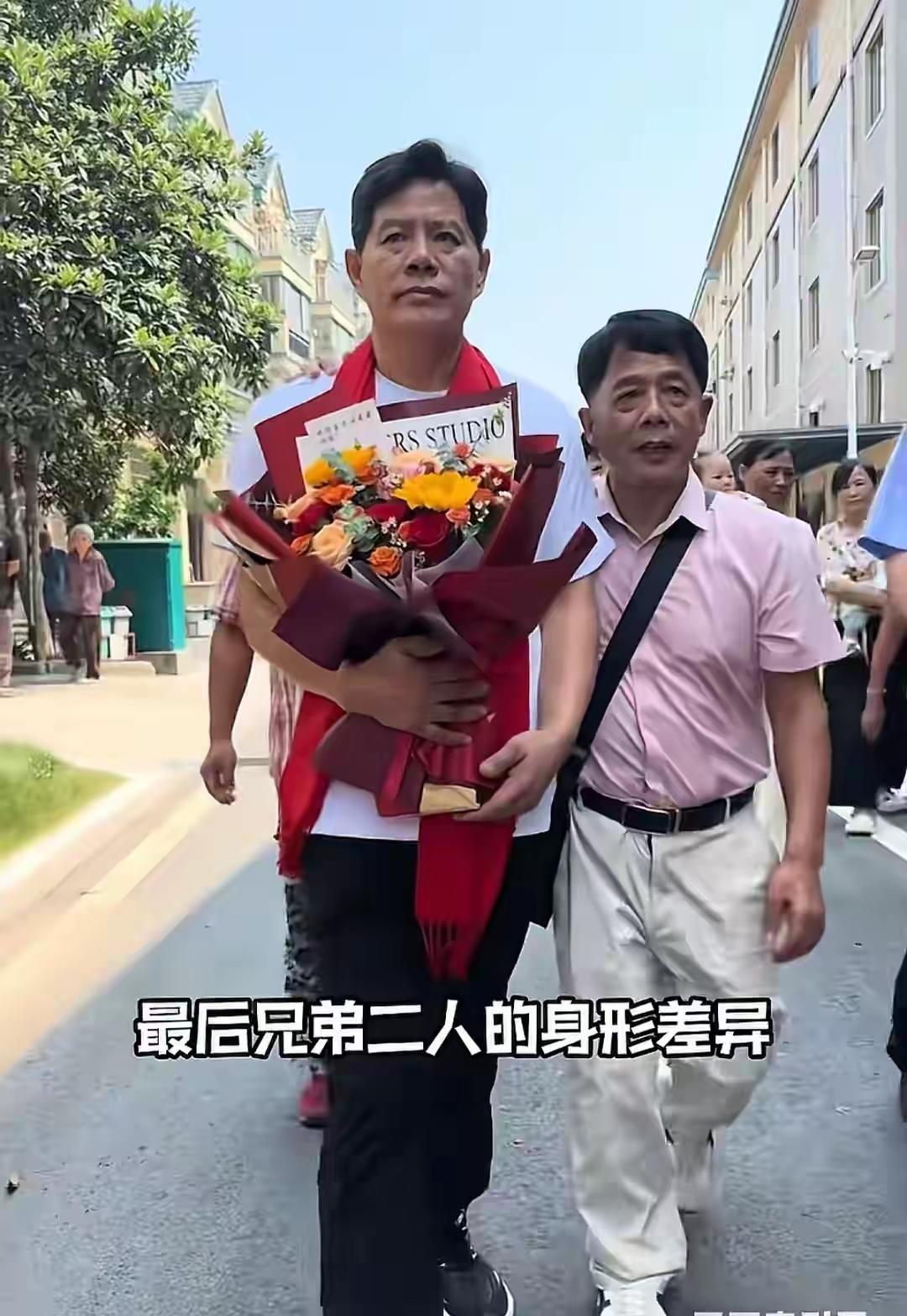 一方水土养一方人@山东文旅，弟弟代言齐鲁大汉@渐江文旅，哥哥代言江南情怀，文武之