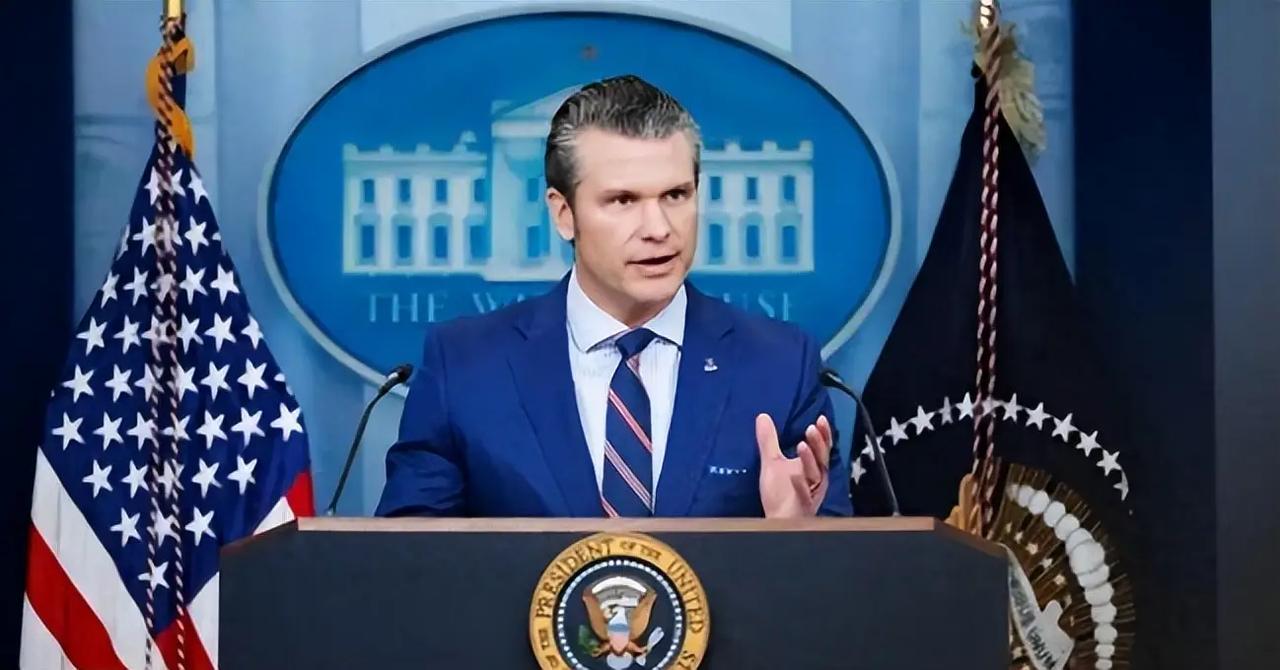 美国防长国会当众摊牌放狠话！把印太围堵中国列为重中之重，重兵死守第一岛链施压，霸