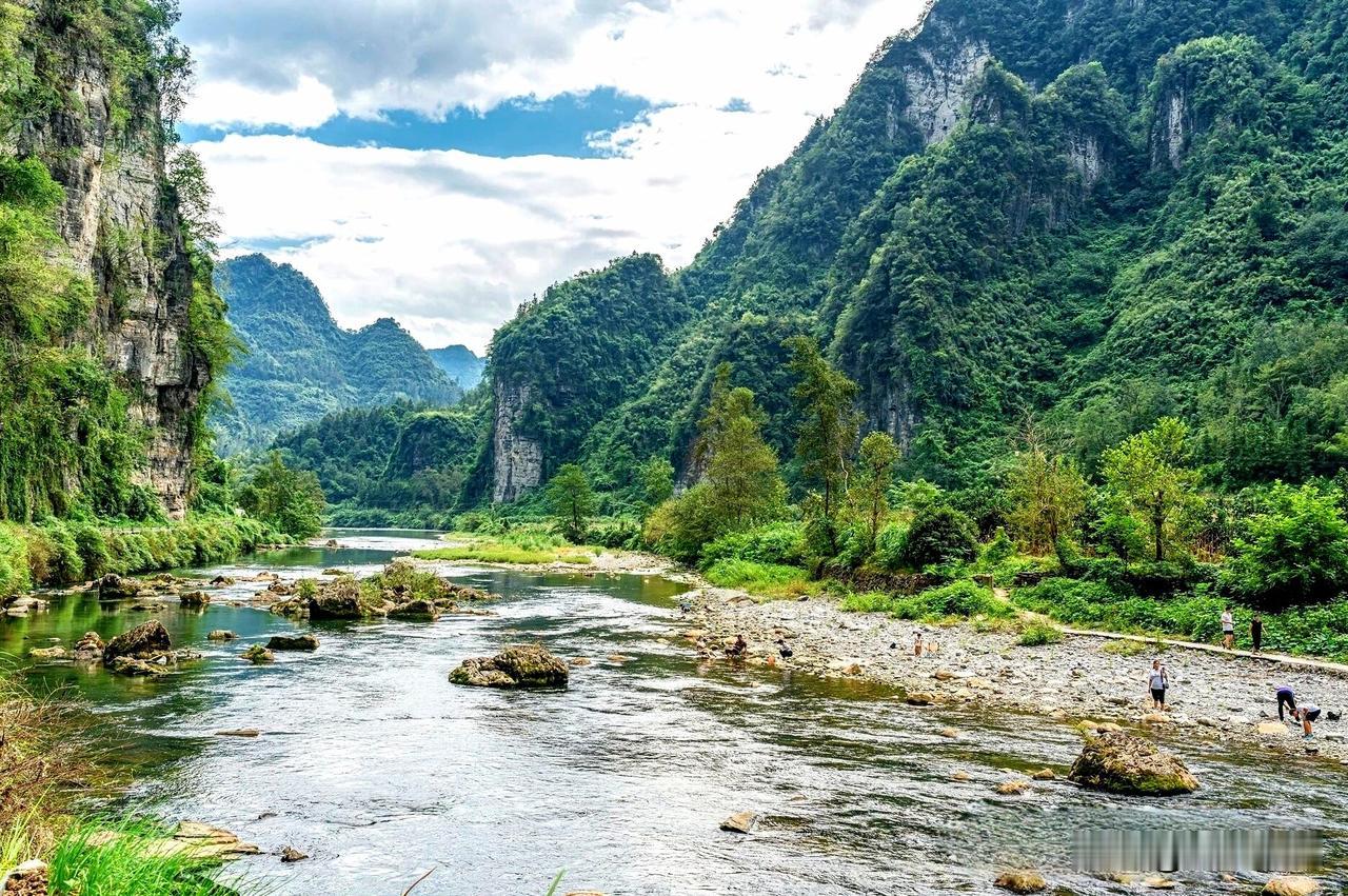 即将消失在独一无二美景，湘西矮寨德茹村，再不去就永远看不到了
德茹村，或许许多人