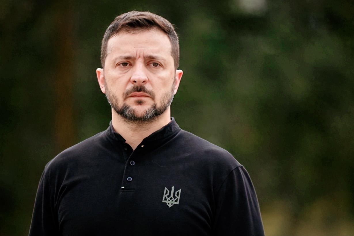 俄乌两边一直嘴炮不断，最近终于有了点不一样的动静，泽连斯基公开表示，愿意和俄罗斯