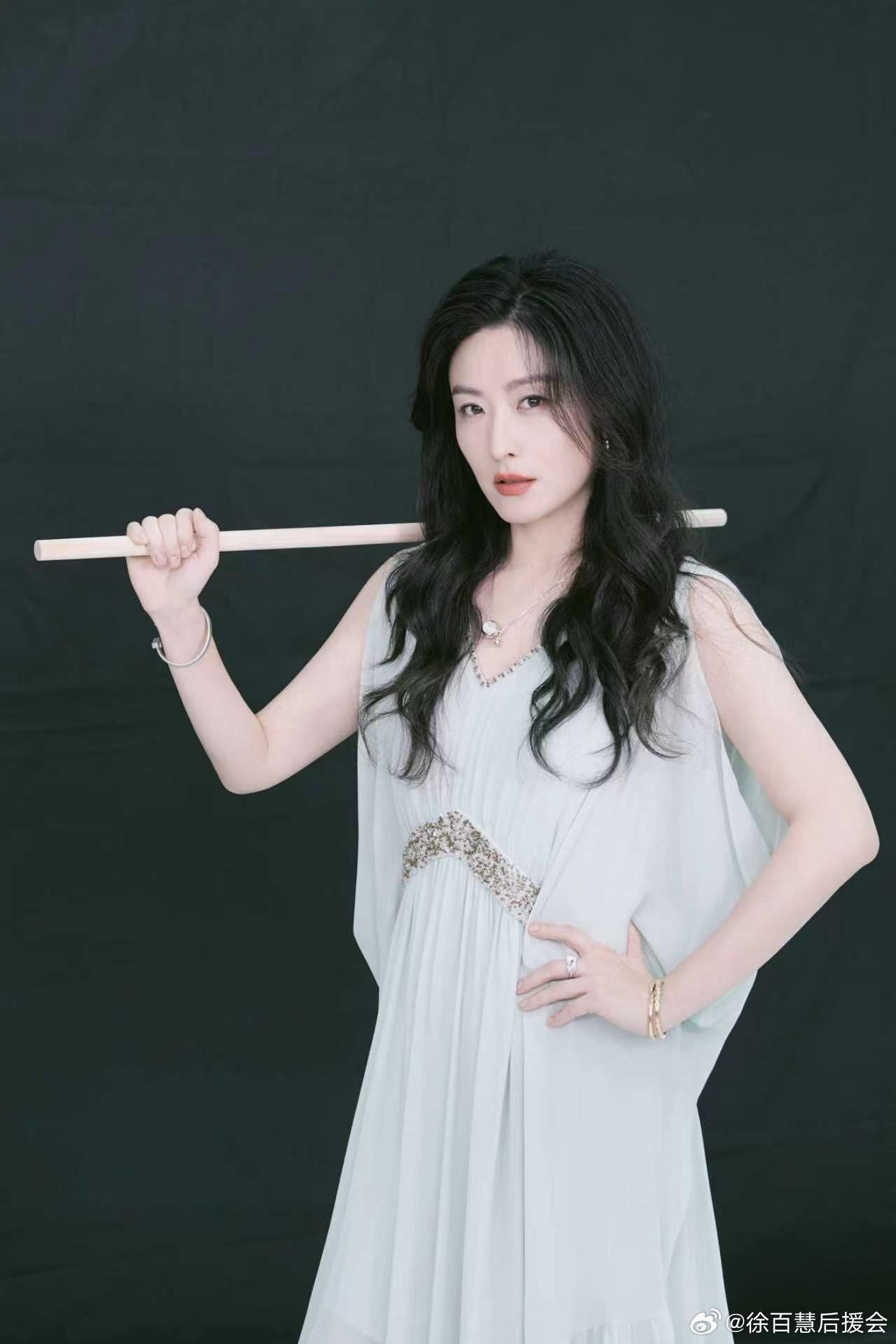 徐百慧  20260723｜🍠更新：清风徐来，自在如风🍃慢慢即漫漫🫧 