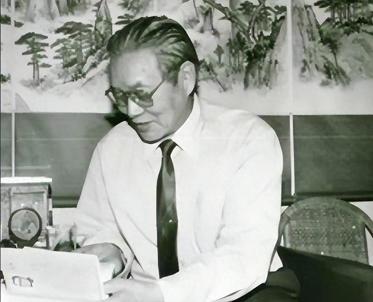 被CIA刺杀638次的卡斯特罗活到了90岁，而号称"中国最神秘的人"的戴笠，情报