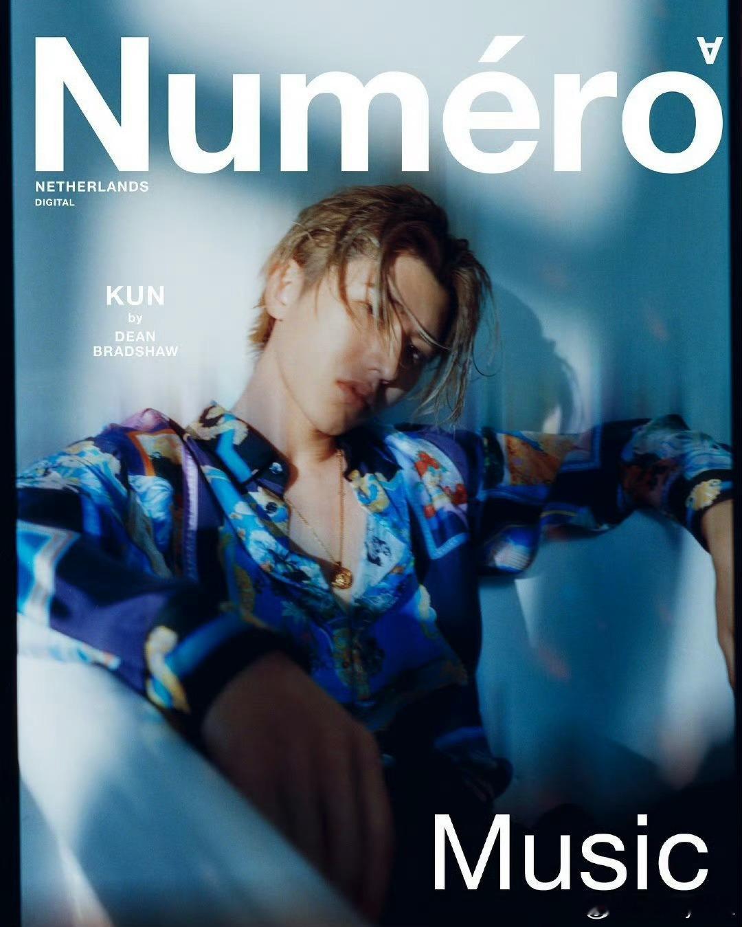蔡徐坤登上荷兰版Numéro电子刊封面。 