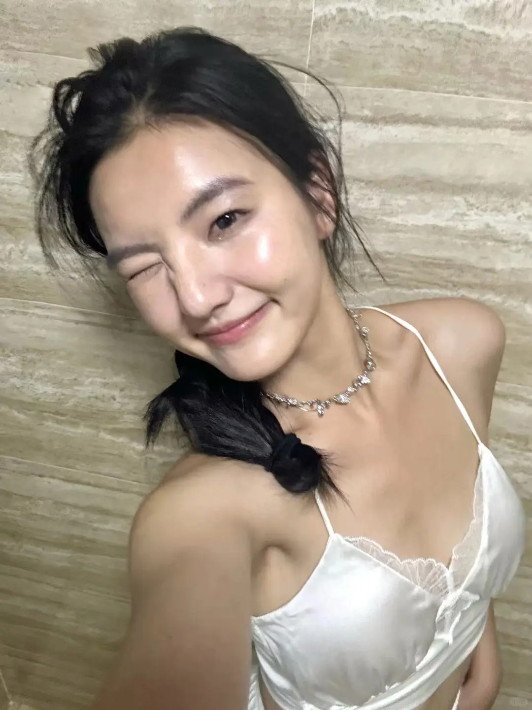 素颜水光感