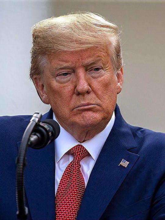 特朗普不但反复无常，言而无信，而且还会自找台阶了。面对伊朗放了美国第二轮谈判代表