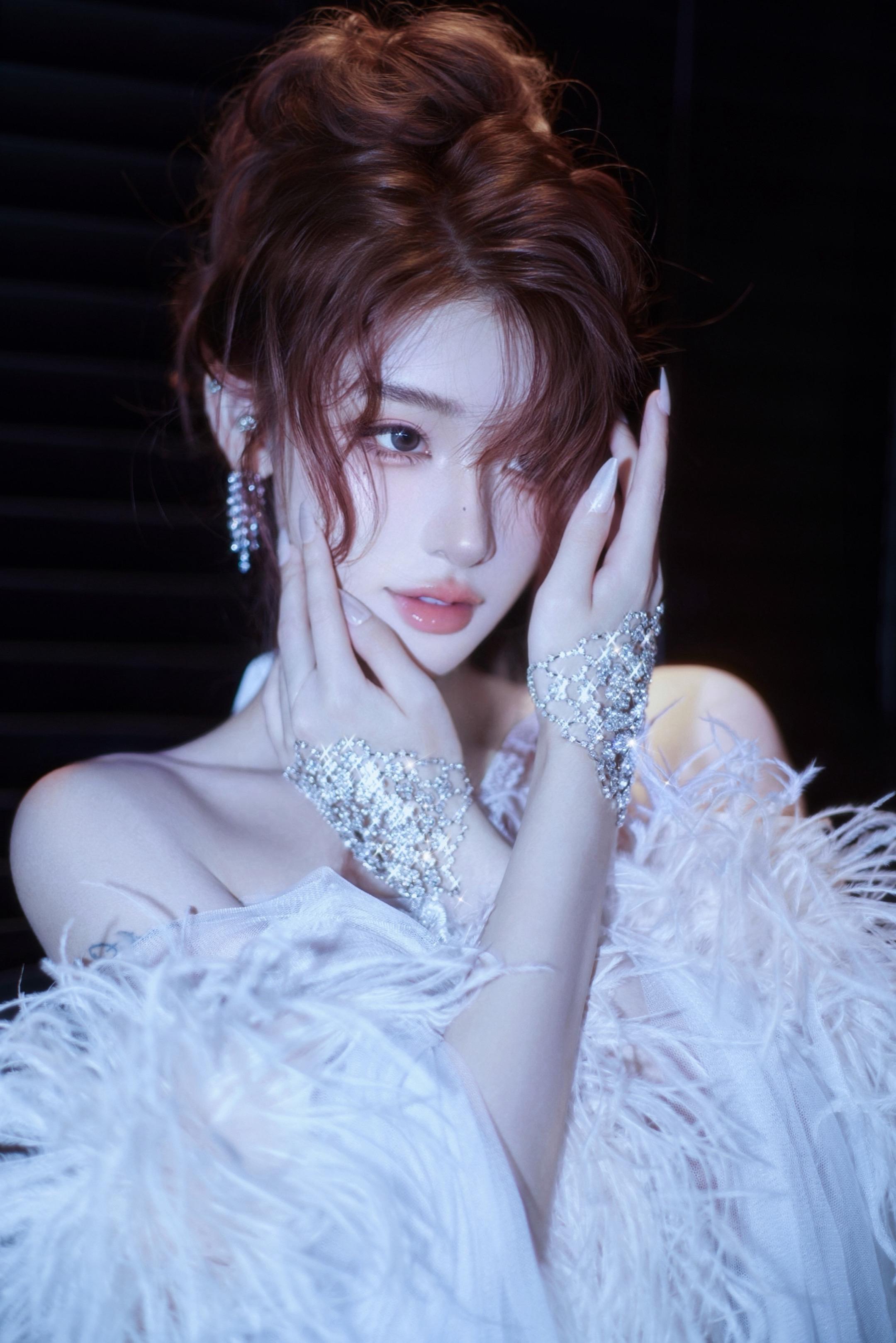 这个世界坏坏的 还好我也不是什么好东西👑