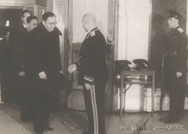 1954年11月29日，张闻天以中华人民共和国政府观察员的身份出席欧洲国家保卫世