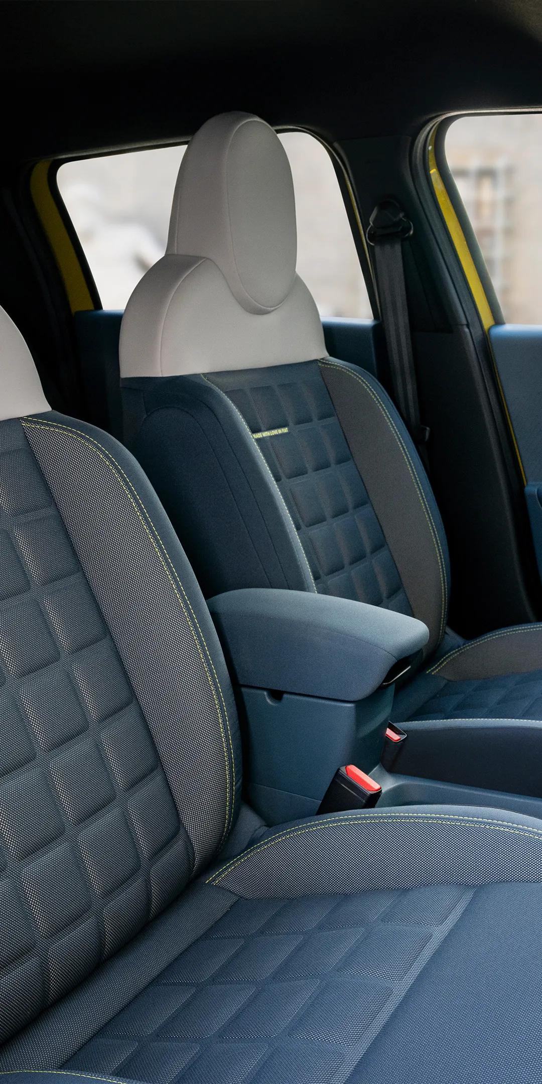 最近菲亚特推出新款纯电SUV——“Grande Panda（大熊猫）”。从外观来