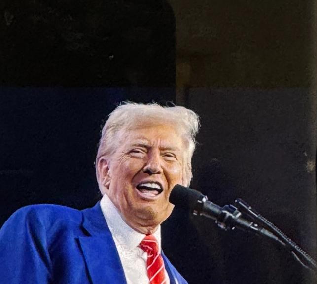 让卢比奥当古巴总统？川普意淫的可以！1月11日，特朗普转发一则社媒帖子，暗示美国